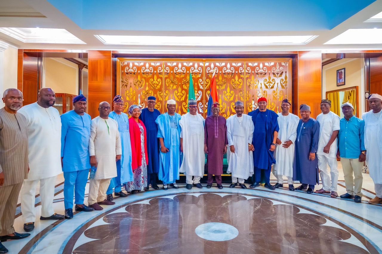 PRESIDENT TINUBU RECEIVES NATIONAL ASSEMBLY LEADERS AT HIS LAGOS RESIDENCE